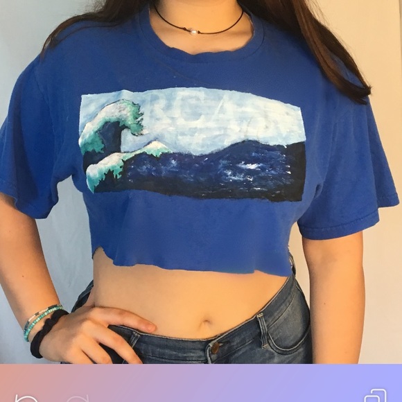Wave painted cropped blue t-shirt - Picture 7 of 7